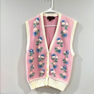 Vintage Eddie Bauer floral knit grandmacore vest